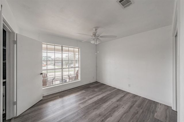 306 Country Club Drive, Joshua, TX 76058