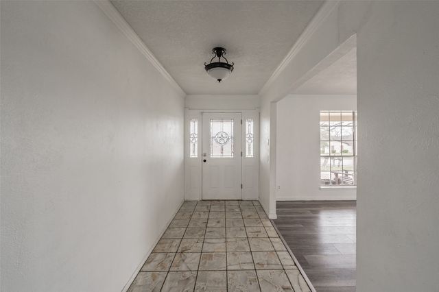 306 Country Club Drive, Joshua, TX 76058