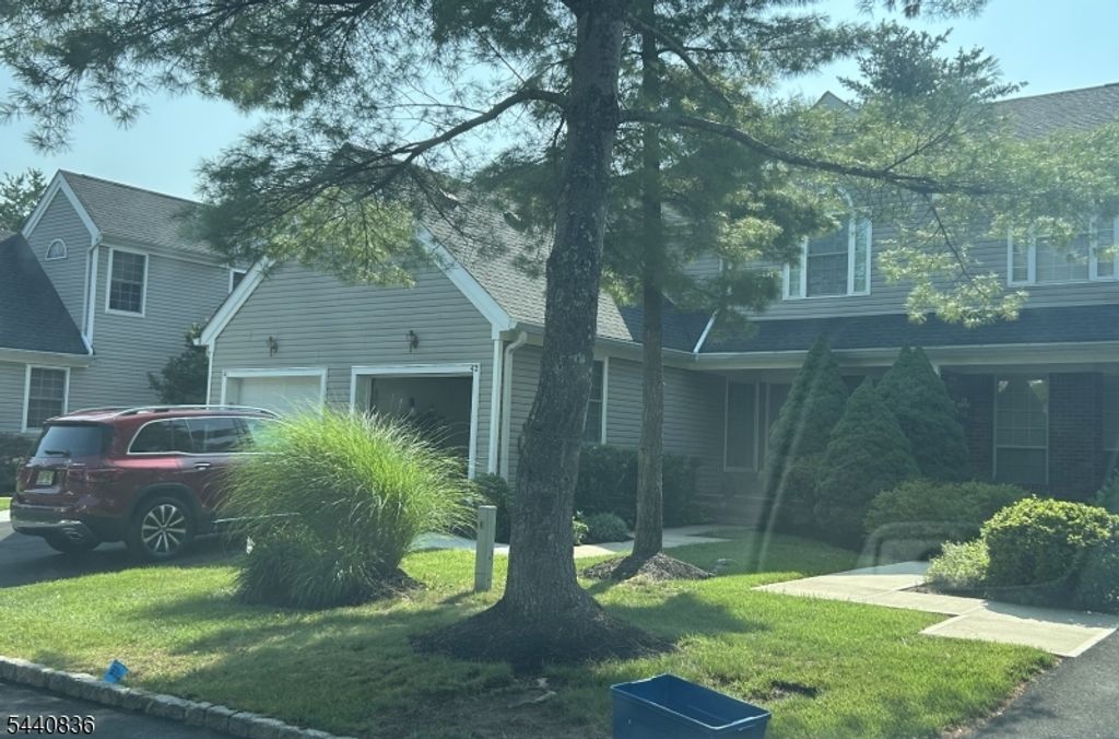 42 Myrtle Ct, Readington Twp., NJ 08889 — exterior