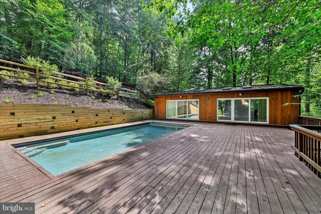 11 GREEN HEATHER CT, Pikesville, MD 21208