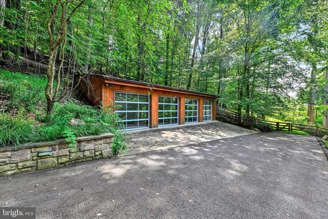 11 GREEN HEATHER CT, Pikesville, MD 21208
