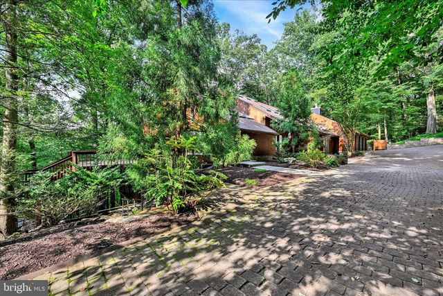 11 GREEN HEATHER CT, Pikesville, MD 21208