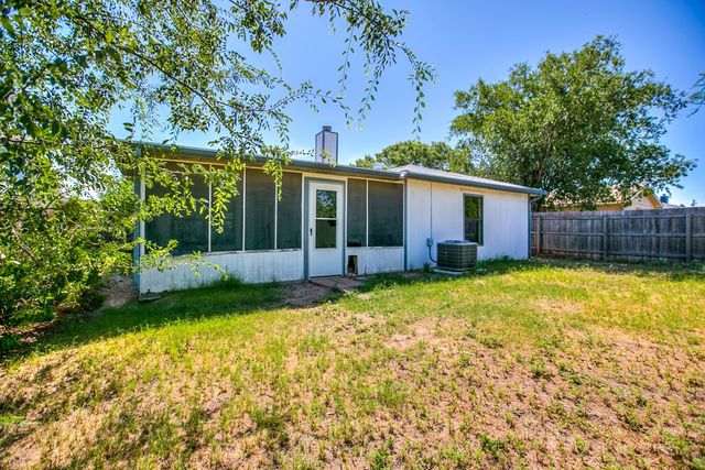 1821 La Mesa Lane, San Angelo, TX 76905