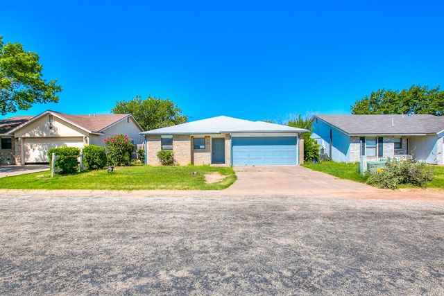 1821 La Mesa Lane, San Angelo, TX 76905