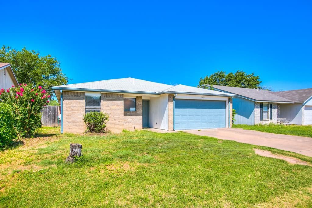 Image 2 of property listing at 1821 La Mesa Lane, San Angelo, TX 76905