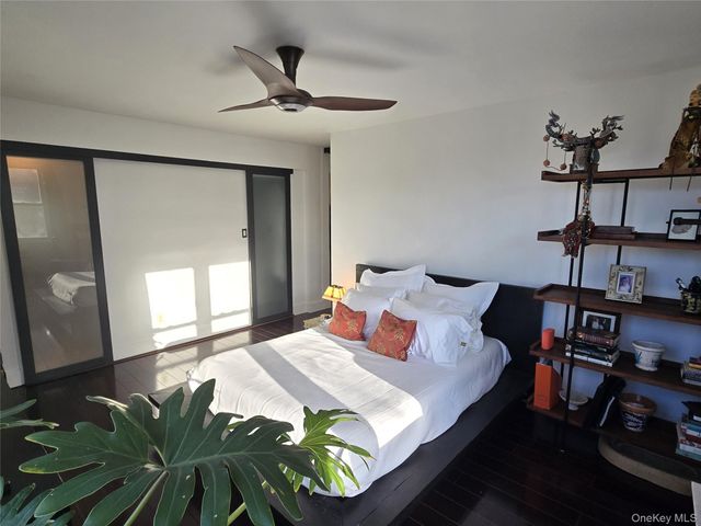 210 E Broadway 1H, Long Beach, NY 11561
