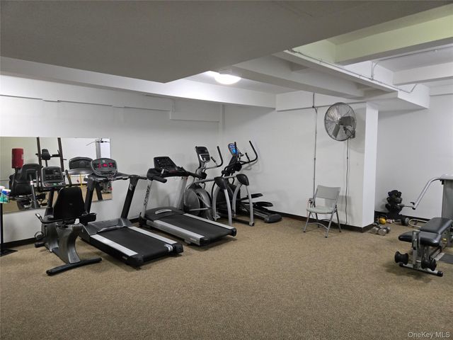 210 E Broadway 1H, Long Beach, NY 11561