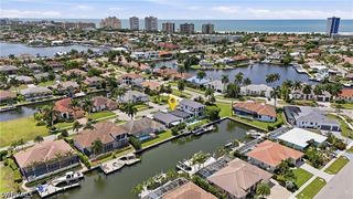 910 Beaver CT, Marco Island, FL 34145