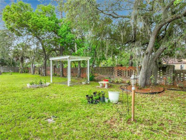 9216 AMITY COURT, Orlando, FL 32817