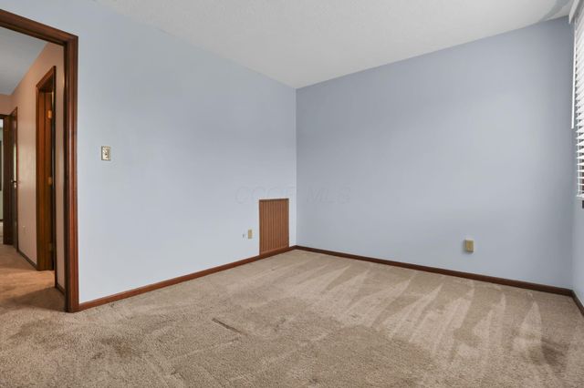2014 Queensgate Lane, Columbus, OH 43235