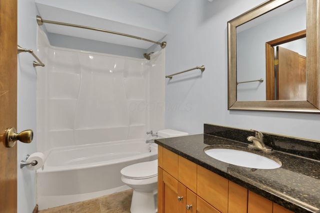 2014 Queensgate Lane, Columbus, OH 43235