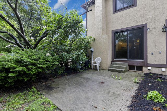 2014 Queensgate Lane, Columbus, OH 43235