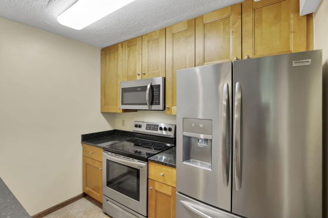 2014 Queensgate Lane, Columbus, OH 43235