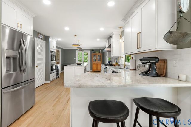 13531 W Salisbury Rd, Midlothian, VA 23113