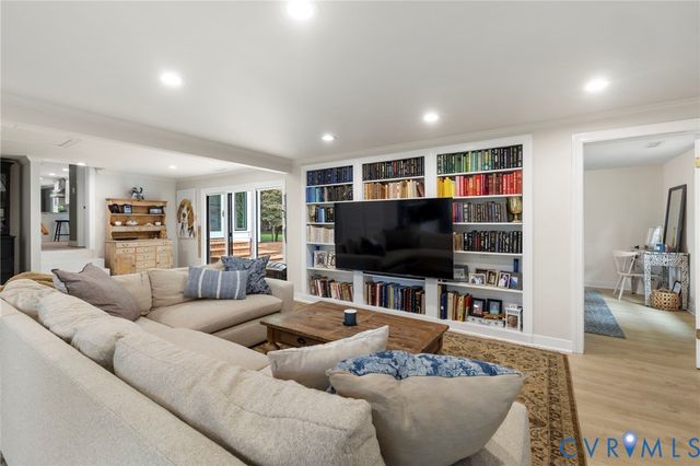 13531 W Salisbury Rd, Midlothian, VA 23113