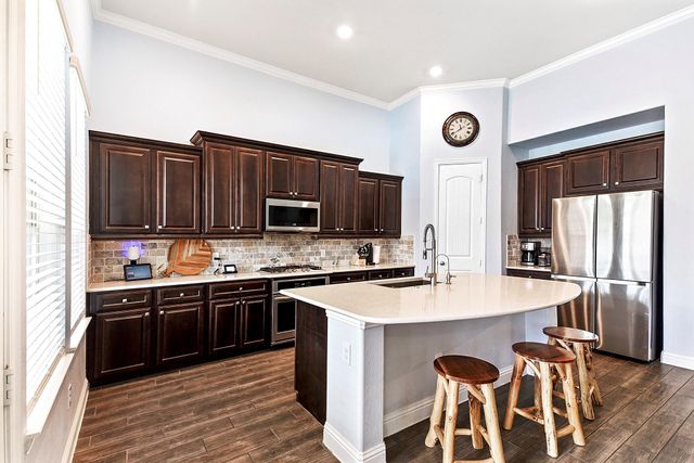 5922 Green Meadows Lane, Katy, TX 77493