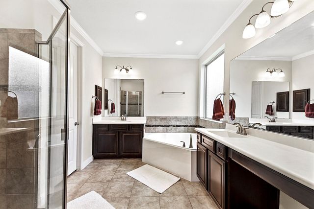 5922 Green Meadows Lane, Katy, TX 77493