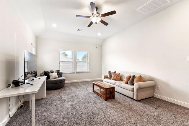 5922 Green Meadows Lane, Katy, TX 77493