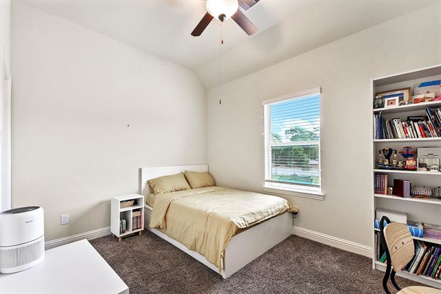 5922 Green Meadows Lane, Katy, TX 77493