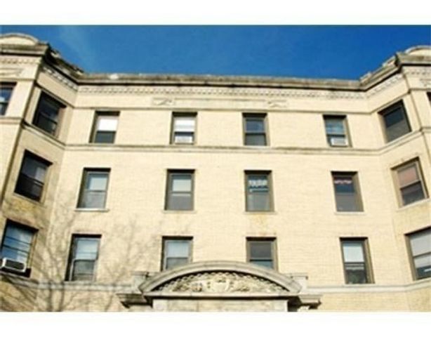 69 Park Dr 20, Boston, MA 02215