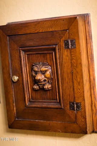 211 Johnson Street, Bristol, VA 24201