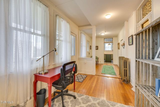 211 Johnson Street, Bristol, VA 24201