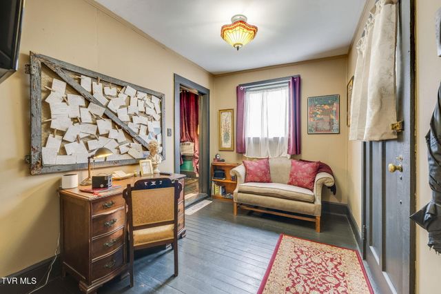 211 Johnson Street, Bristol, VA 24201