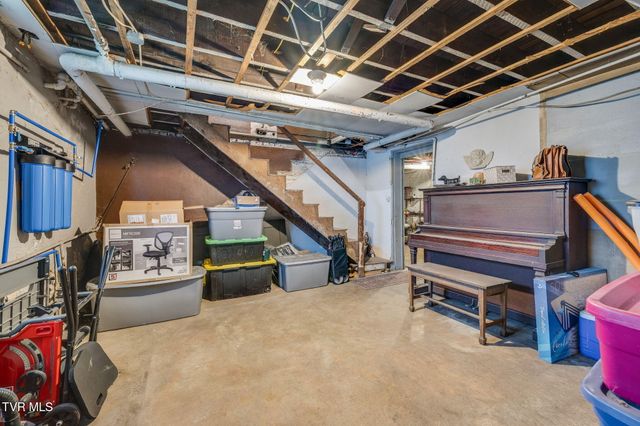 211 Johnson Street, Bristol, VA 24201