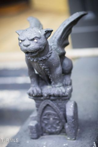 211 Johnson Street, Bristol, VA 24201