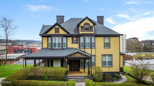 211 Johnson Street, Bristol, VA 24201