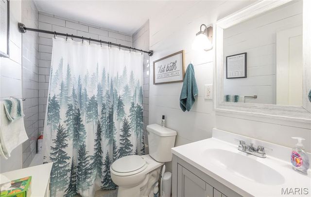 11985 State Route V, Rolla, MO 65401