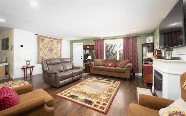 11985 State Route V, Rolla, MO 65401