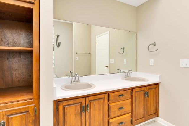 5848 N Park Road, Hixson, TN 37343