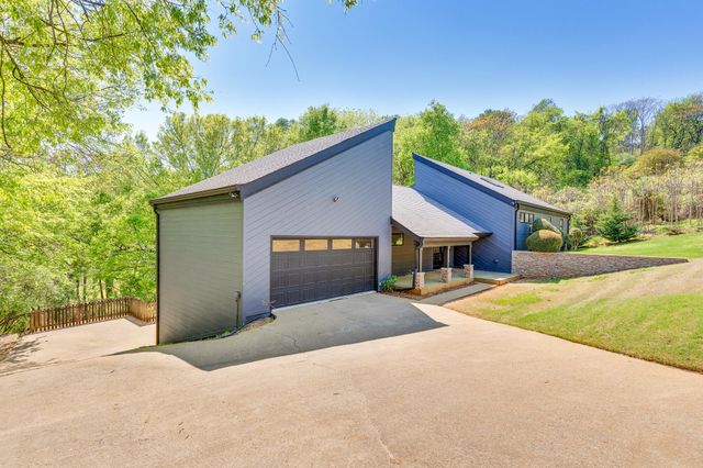 5848 N Park Road, Hixson, TN 37343