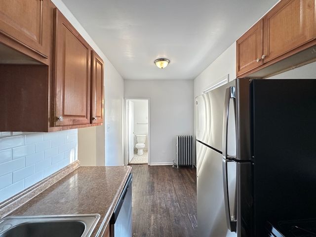 933 W Sunnyside Avenue 2S, Chicago, IL 60640