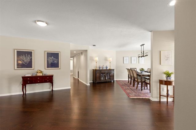 13916 MIDDLE PARK DRIVE, Tampa, FL 33624