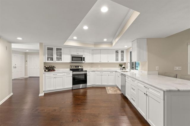 13916 MIDDLE PARK DRIVE, Tampa, FL 33624