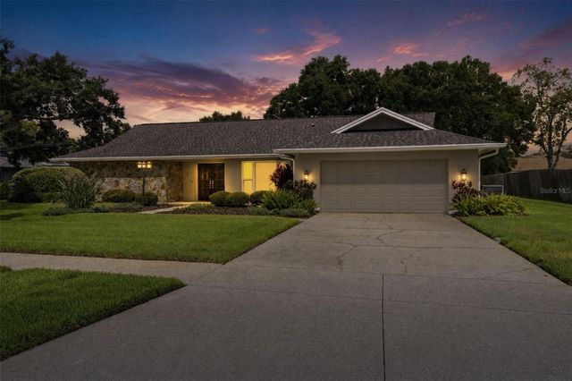 13916 MIDDLE PARK DRIVE, Tampa, FL 33624