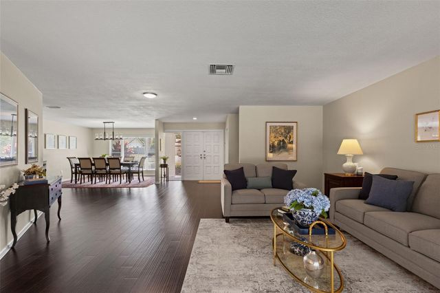 13916 MIDDLE PARK DRIVE, Tampa, FL 33624