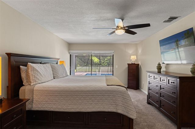 13916 MIDDLE PARK DRIVE, Tampa, FL 33624