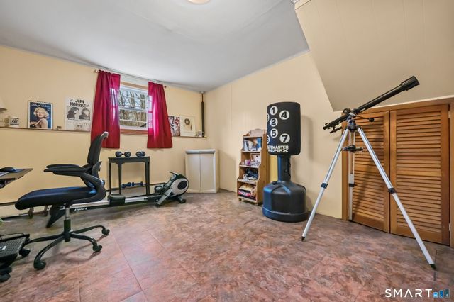 3 Mary Ann Drive, Danbury, CT 06811