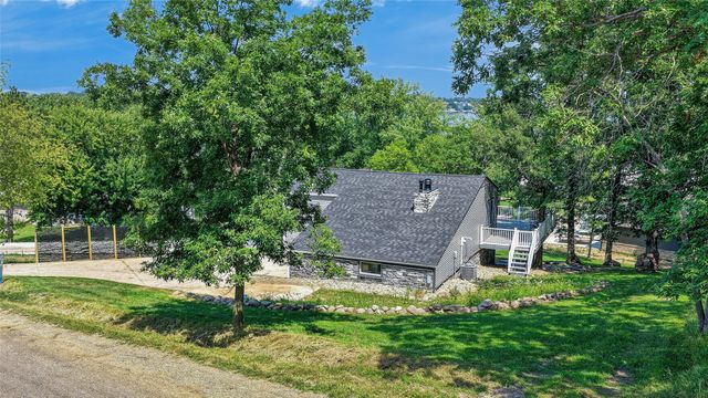 7066 Andrews Terrace, Panora, IA 50216