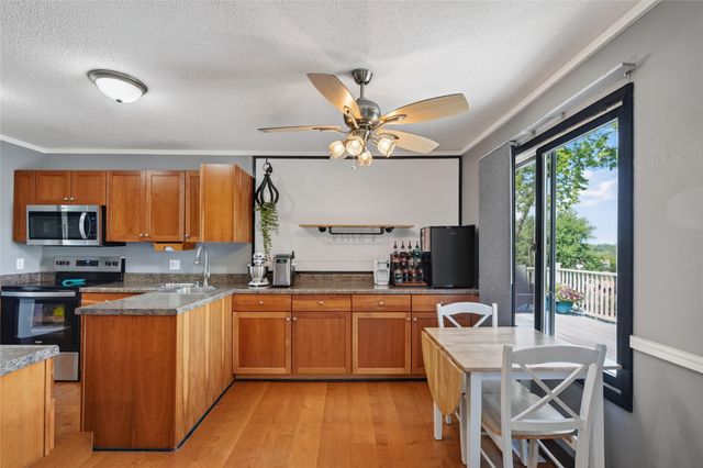 7066 Andrews Terrace, Panora, IA 50216