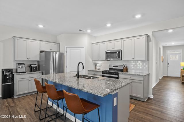 3021 Lochgreen Circle, Leland, NC 28451