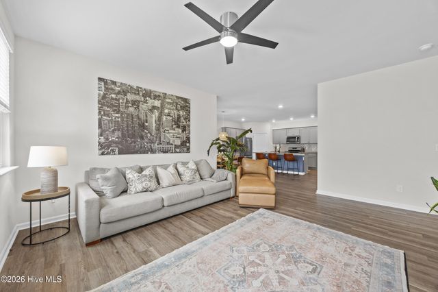 3021 Lochgreen Circle, Leland, NC 28451