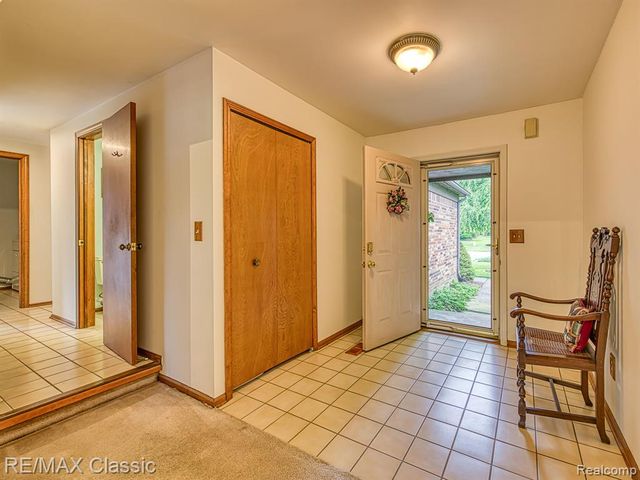 23810 Harvest Drive, Novi, MI 48375