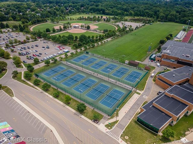 23810 Harvest Drive, Novi, MI 48375