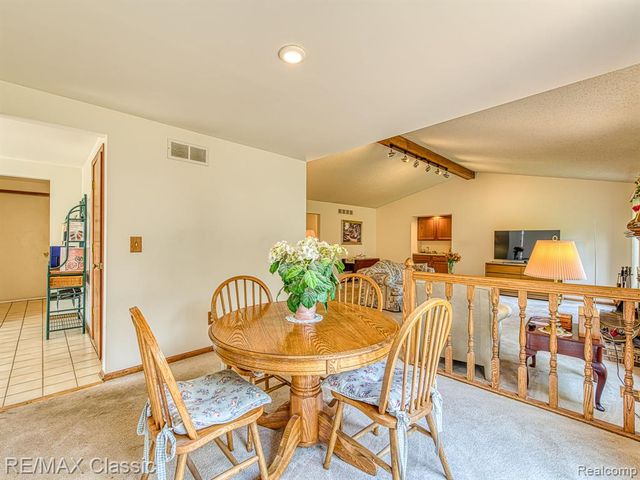 23810 Harvest Drive, Novi, MI 48375