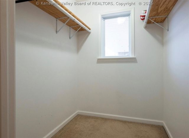 6 Lincoln Heights B, Alum Creek, WV 25003