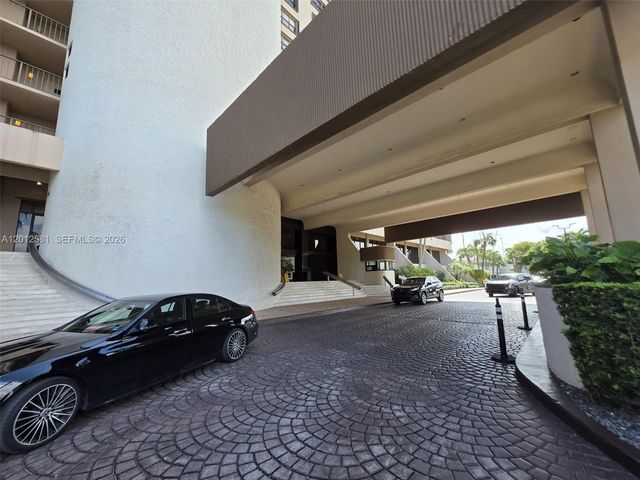 1800 NE 114th St 706, Miami, FL 33181